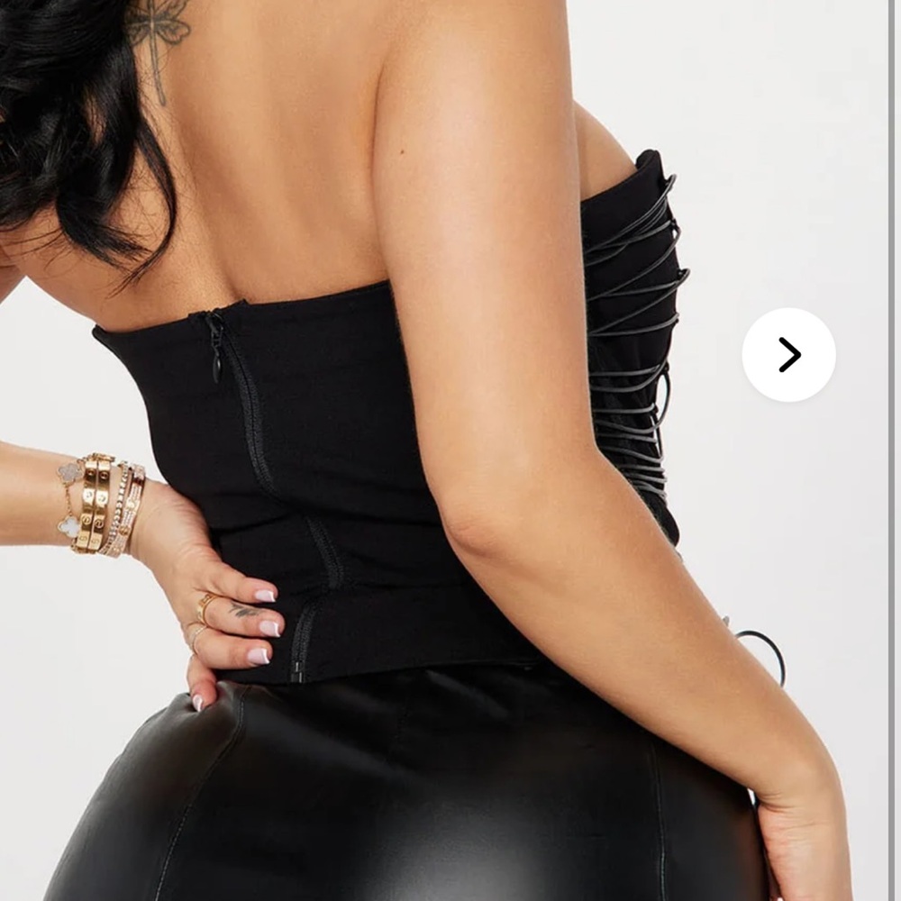 Fashion Nova Black Lace-Up Crop Top - Picture 2 of 2